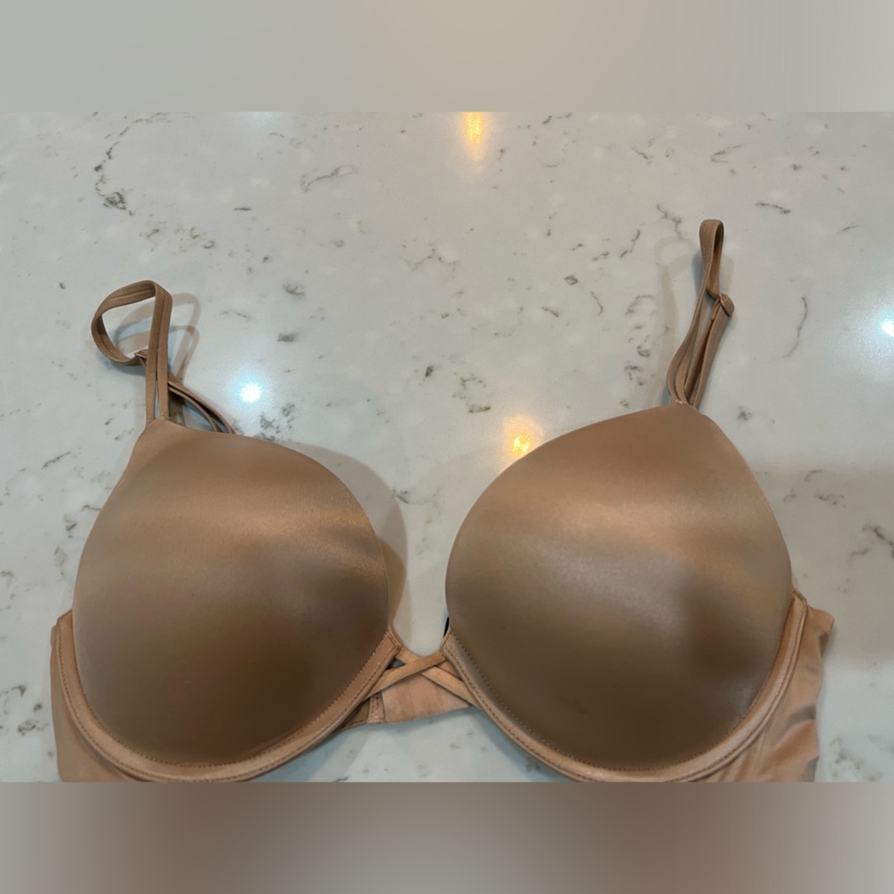 Victoria Secret Push-Up Bra Nude 34C